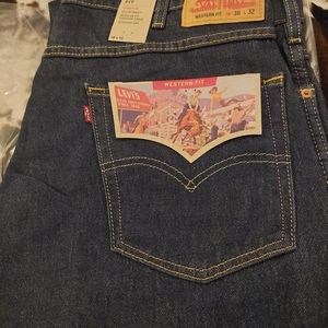 Levis Western Fit jeans, size 38x32, brand new